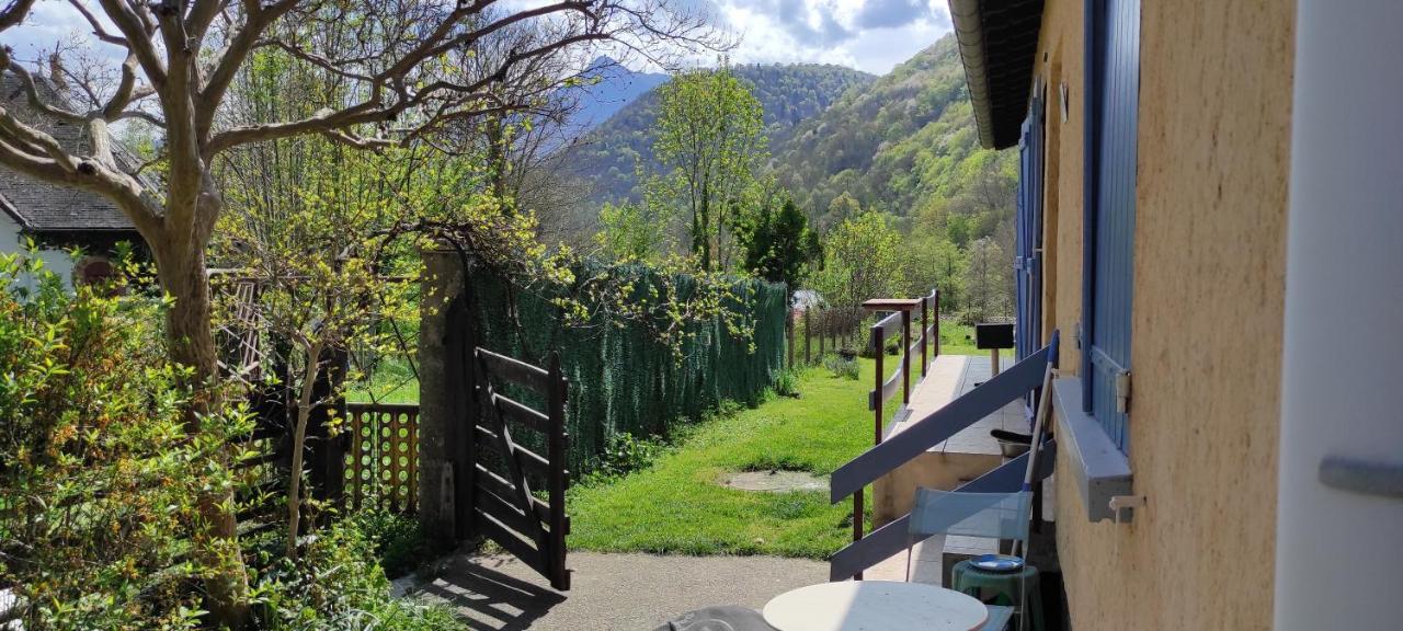 Maison Au Pied De La Montagne Aspet Exteriör bild