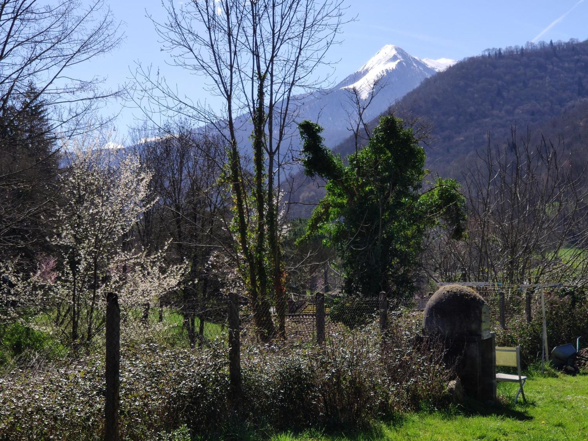 Maison Au Pied De La Montagne Aspet Exteriör bild